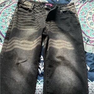 Edikted Braya Washed Low Rise Jeans